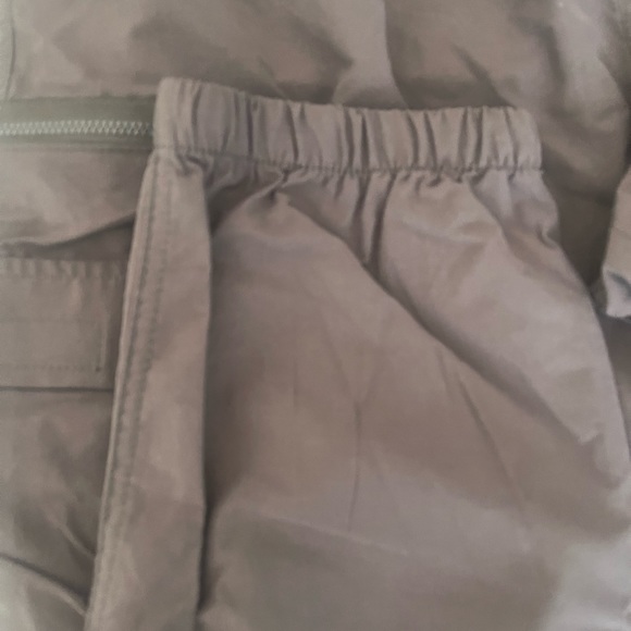 NWT🎁🎄Urban Outfitters Large Jogger Pants - Never worn - with tags - Picture 11 of 13